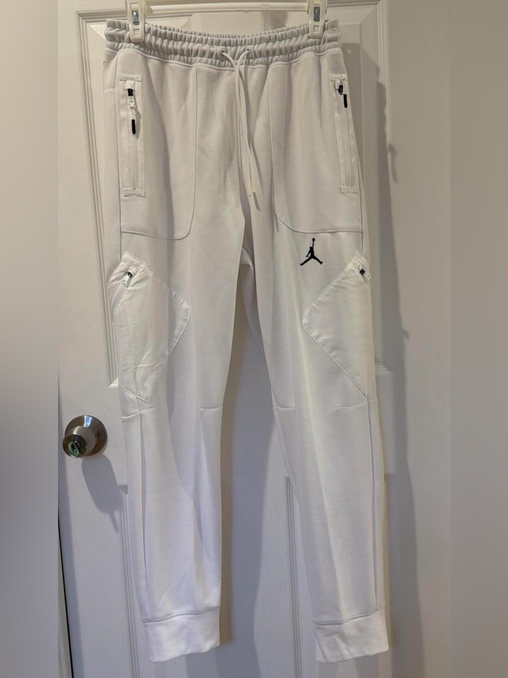 Nike / Jordan White Drawstring Sweatpants / Utility Joggers